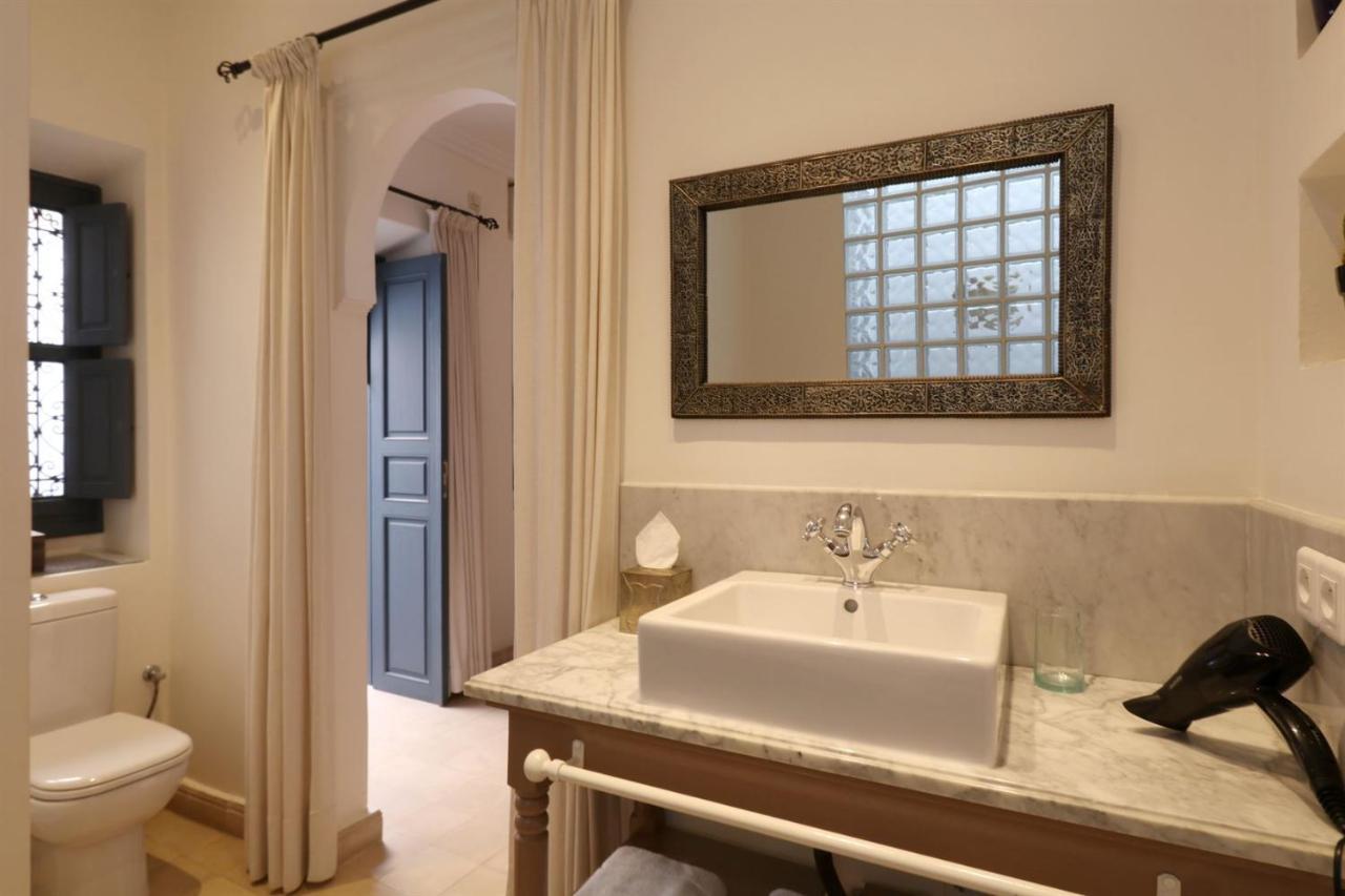 Riad Dar Safi - Privatise Pour 6/8 Pers. - Jacuzzi Marrakesh Exteriör bild